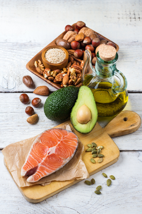 Selection of healthy fats for a balanced perimenopause diet